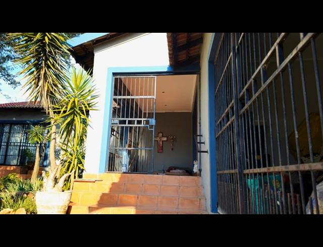 3 BEDROOM HOUSE FOR SALE IN THABAZIMBI RURAL